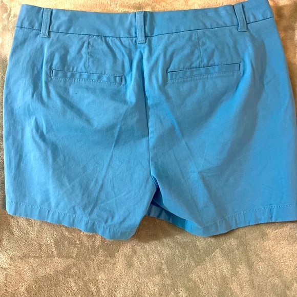 Ladies Crown & Ivy Caroline Shorts, Size 10, blue, everything works - Picture 3 of 4